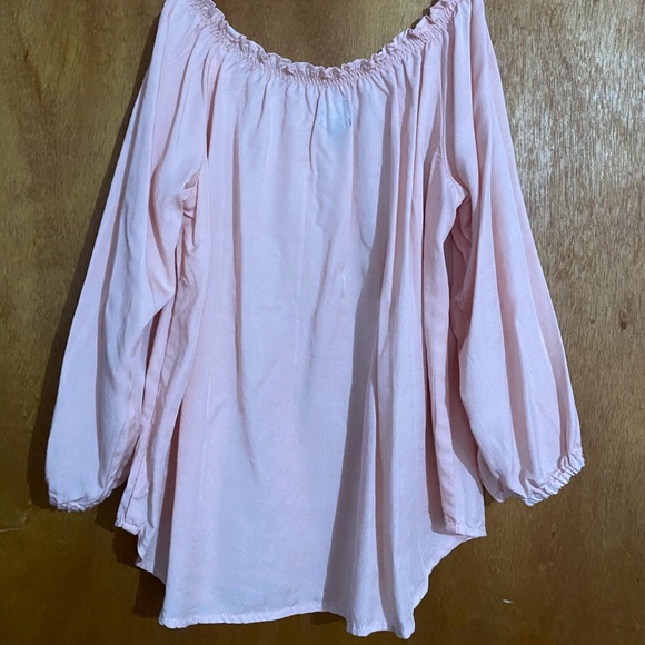 Off the shoulders blouse - Picture 4 of 7